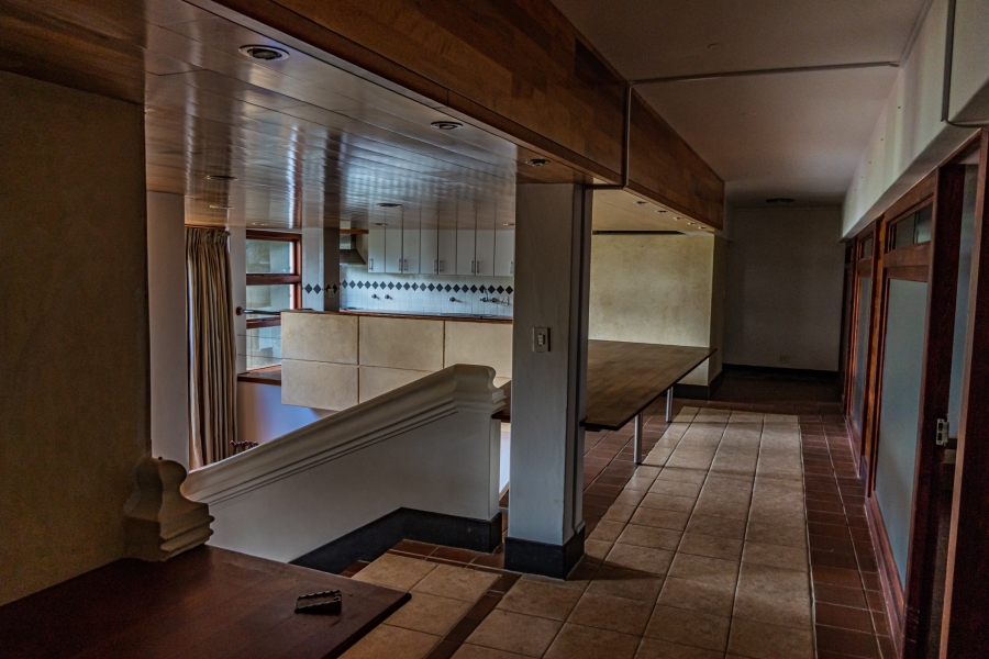 10 Bedroom Property for Sale in Bishopscourt Western Cape